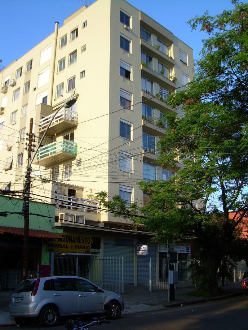 Apartamento JK na Rua Barão do Triunfo, 718 Azenha R$ 660,00 