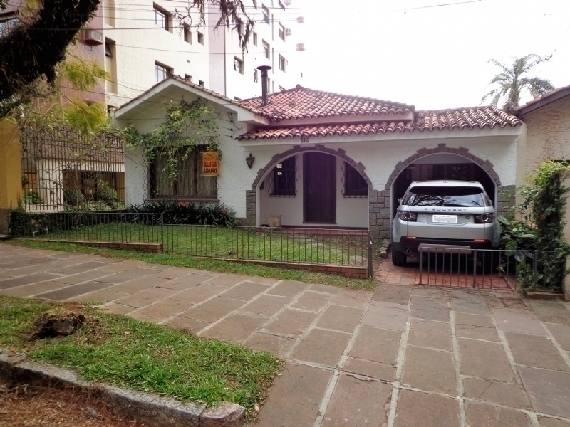 Casa comercial 275 m² Av Soledade, 314 Petrópolis R$ 7.500,- 