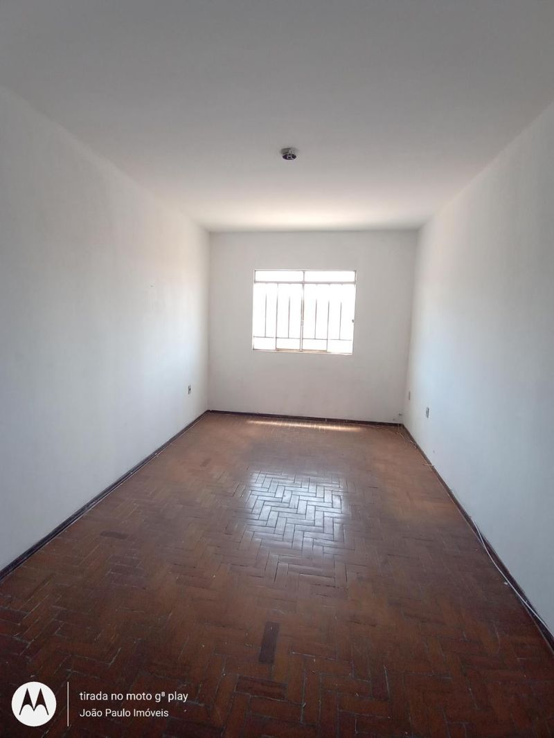 Apto no bairro VILA MURY em VOLTA REDONDA