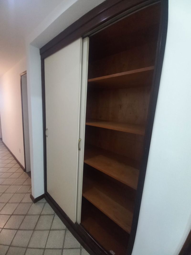 Apto no bairro Jardim Amália em VOLTA REDONDA