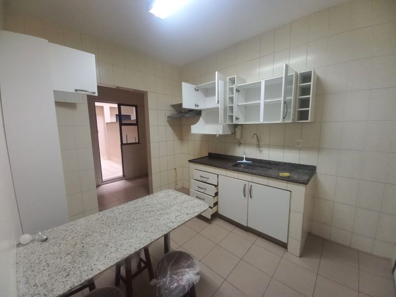 Apto no bairro Jardim Amália em VOLTA REDONDA