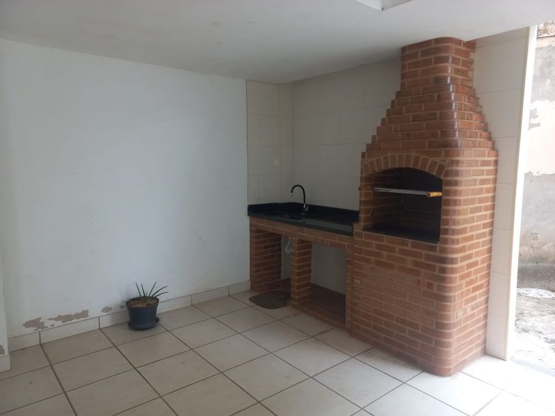 Apto no bairro Jardim Amália em VOLTA REDONDA