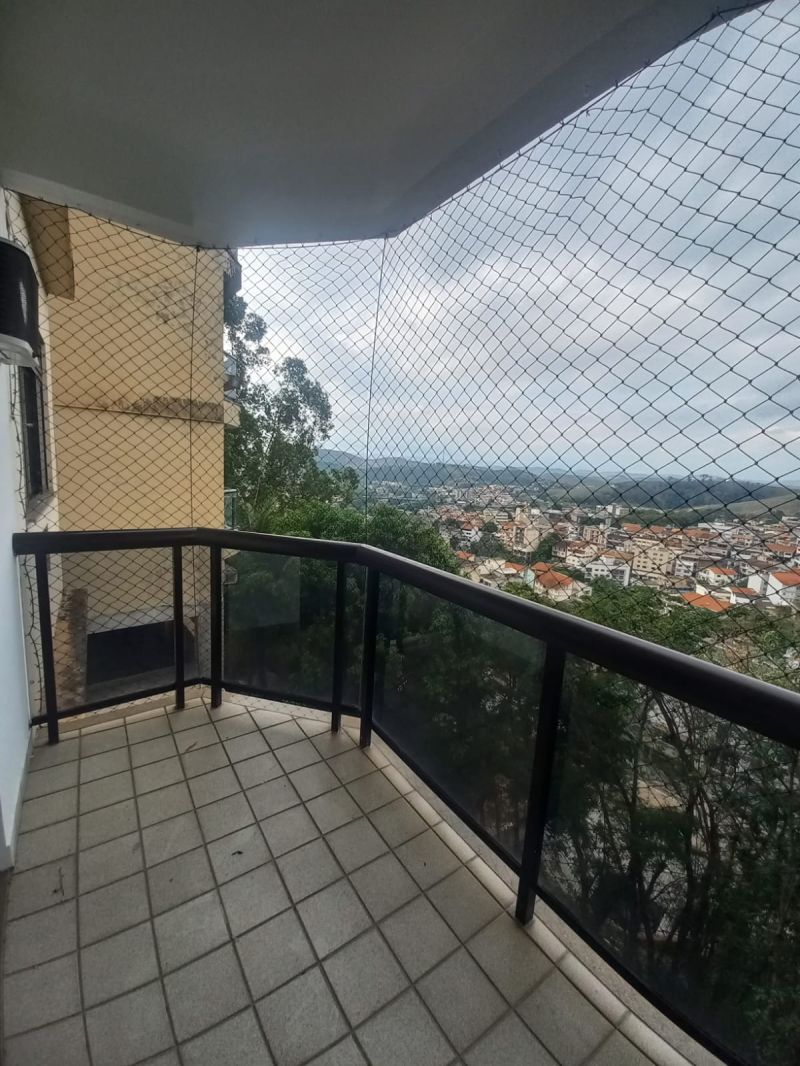 Apto no bairro Jardim Amália em VOLTA REDONDA