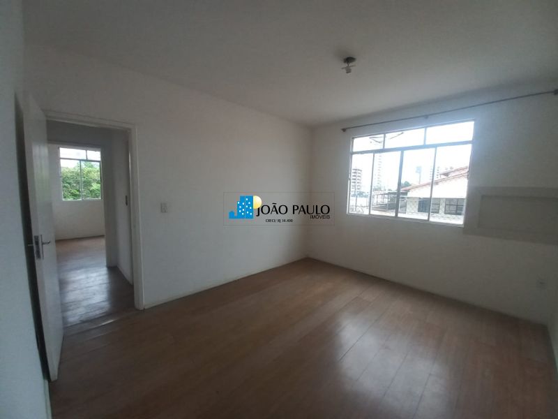 Apto no bairro ATERRADO em VOLTA REDONDA