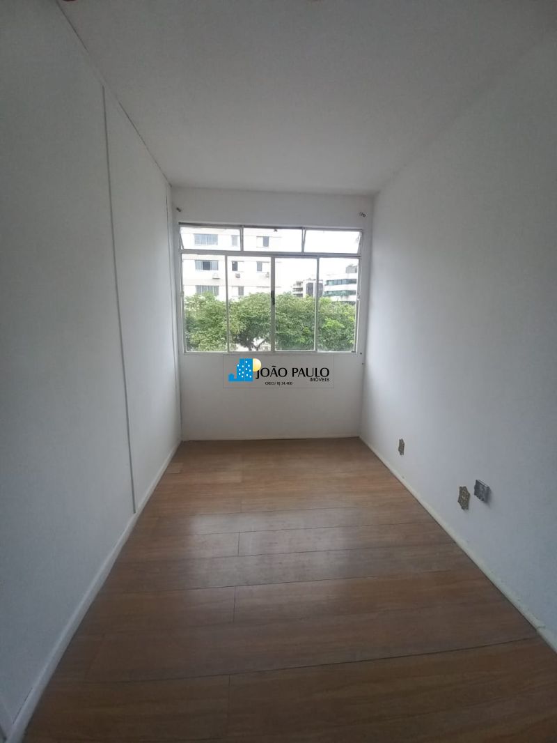 Apto no bairro ATERRADO em VOLTA REDONDA