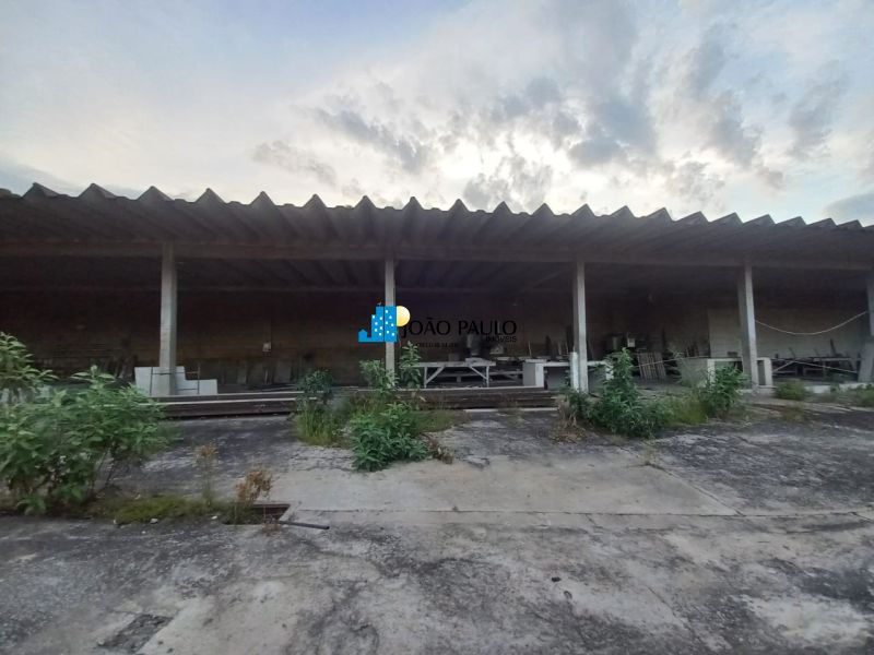 Galpão no bairro RETIRO em