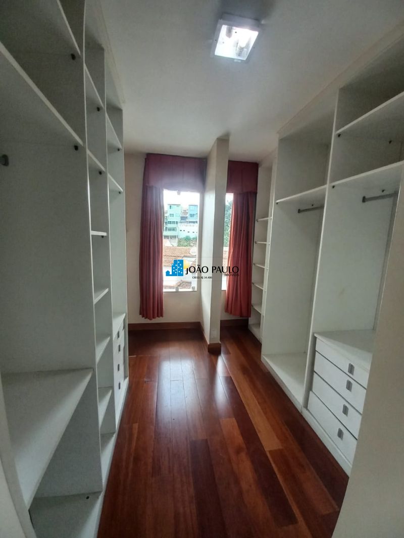 CASA no bairro Jardim Belvedere em VOLTA REDONDA
