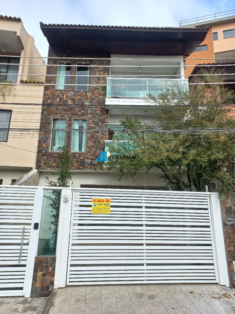 CASA no bairro Jardim Belvedere em VOLTA REDONDA