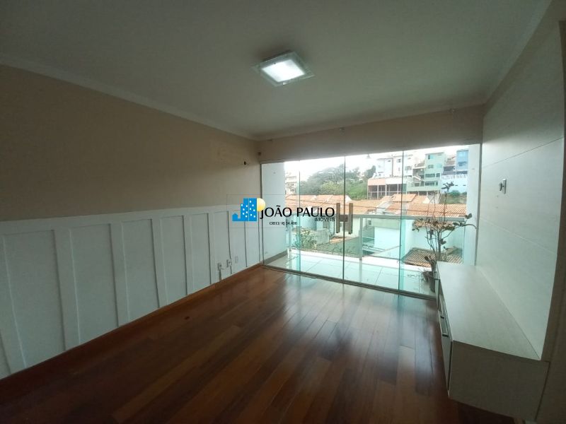 CASA no bairro Jardim Belvedere em VOLTA REDONDA