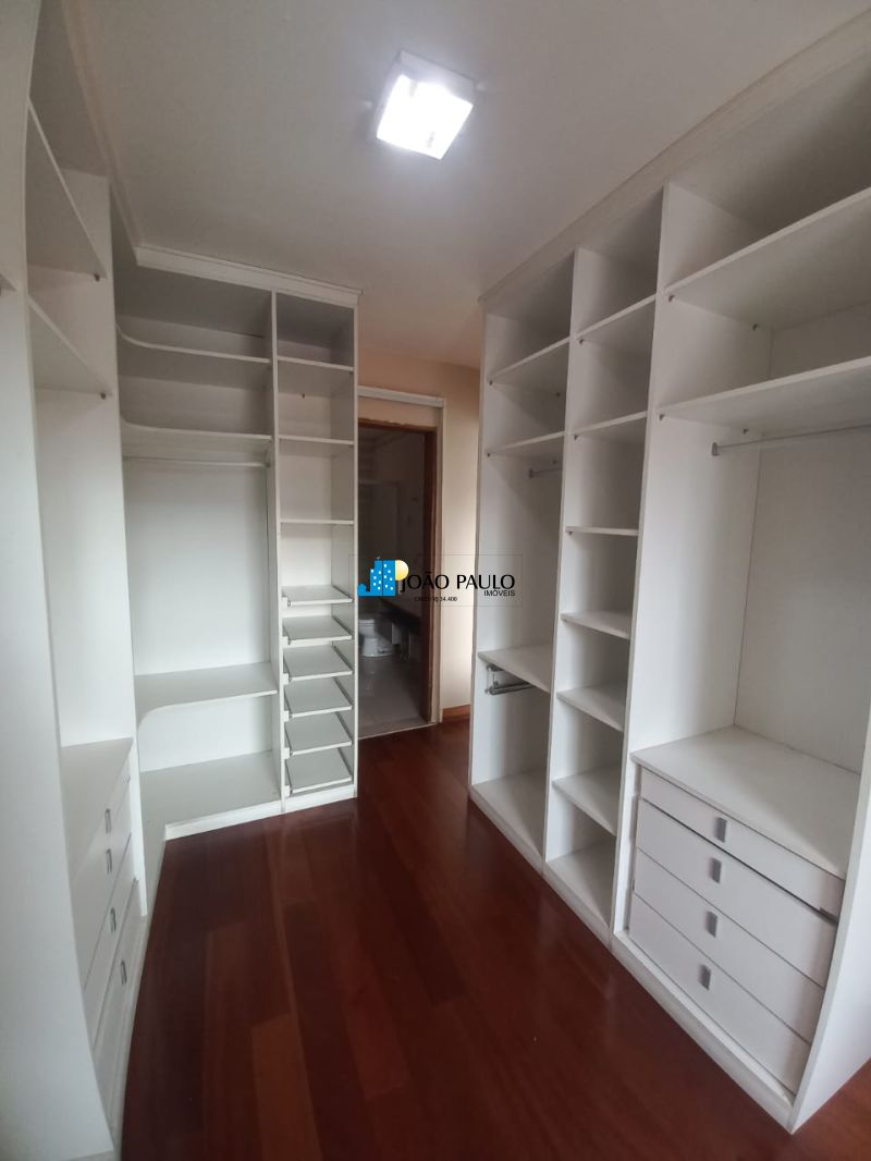 CASA no bairro Jardim Belvedere em VOLTA REDONDA