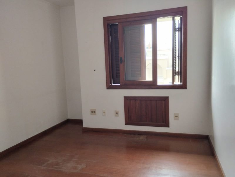 APTO 3 quartos no bairro SAGRADA FAMILIA em TAQUARA