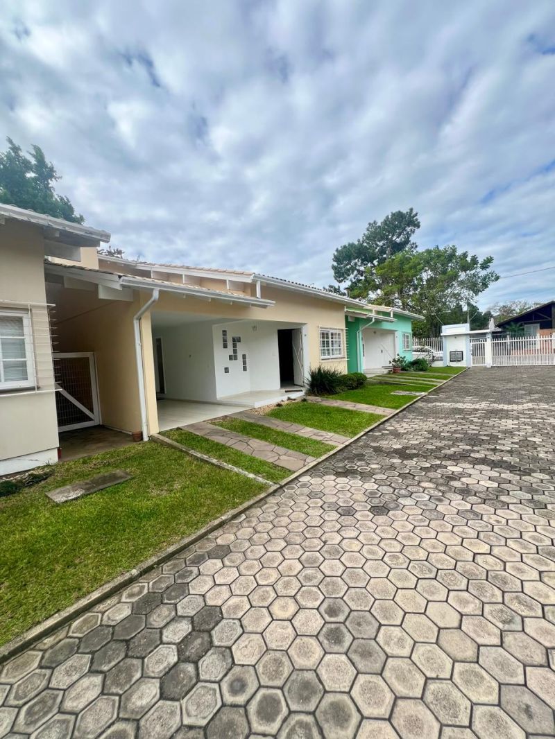 CASA 2 quartos no bairro NOSSA SENHORA DE FATIMA em TAQUARA