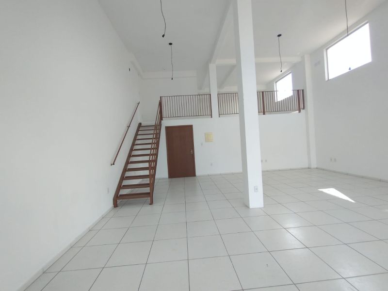 SALA no bairro SANTA TEREZINHA em TAQUARA
