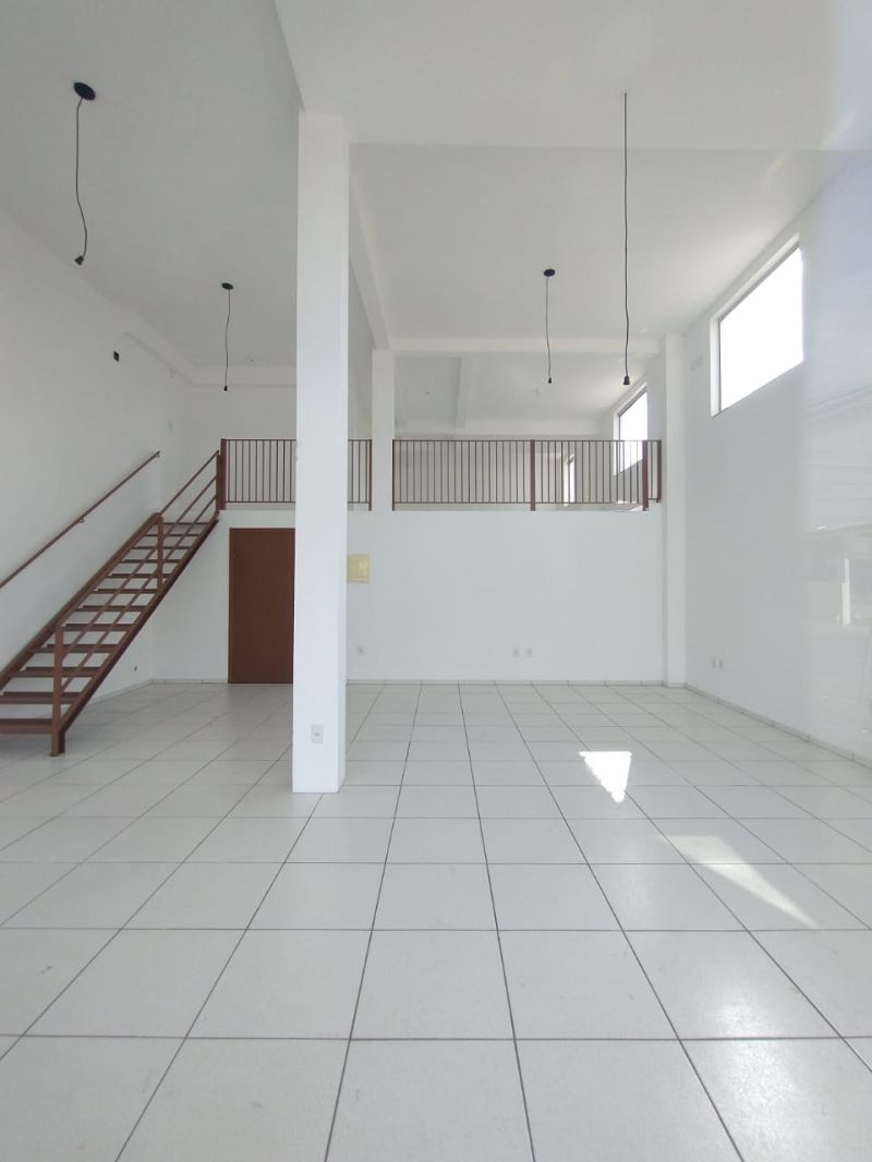 SALA no bairro SANTA TEREZINHA em TAQUARA