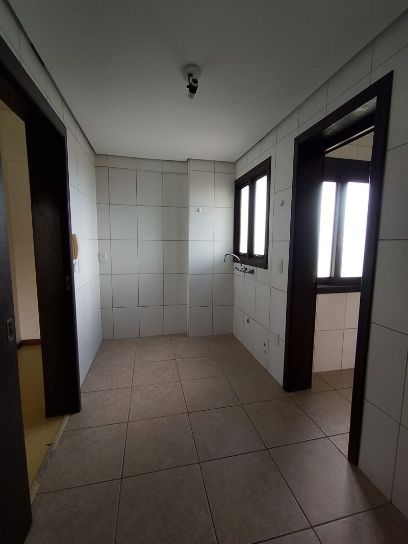 APTO 2 quartos no bairro SAGRADA FAMILIA em TAQUARA