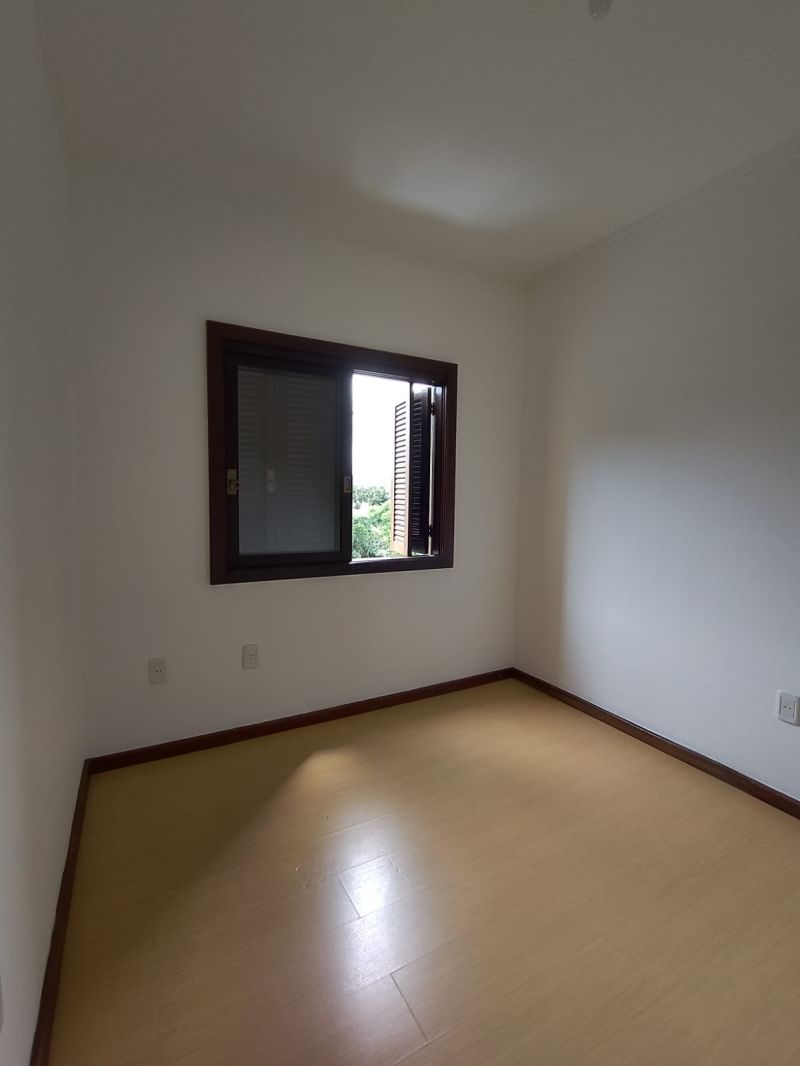 APTO 2 quartos no bairro SAGRADA FAMILIA em TAQUARA