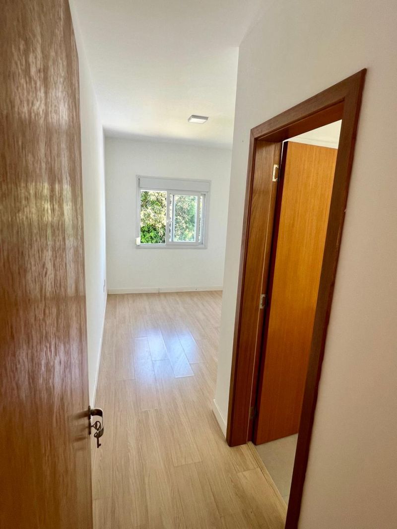 SOBRADO 3 quartos no bairro JARDIM DO PRADO em TAQUARA