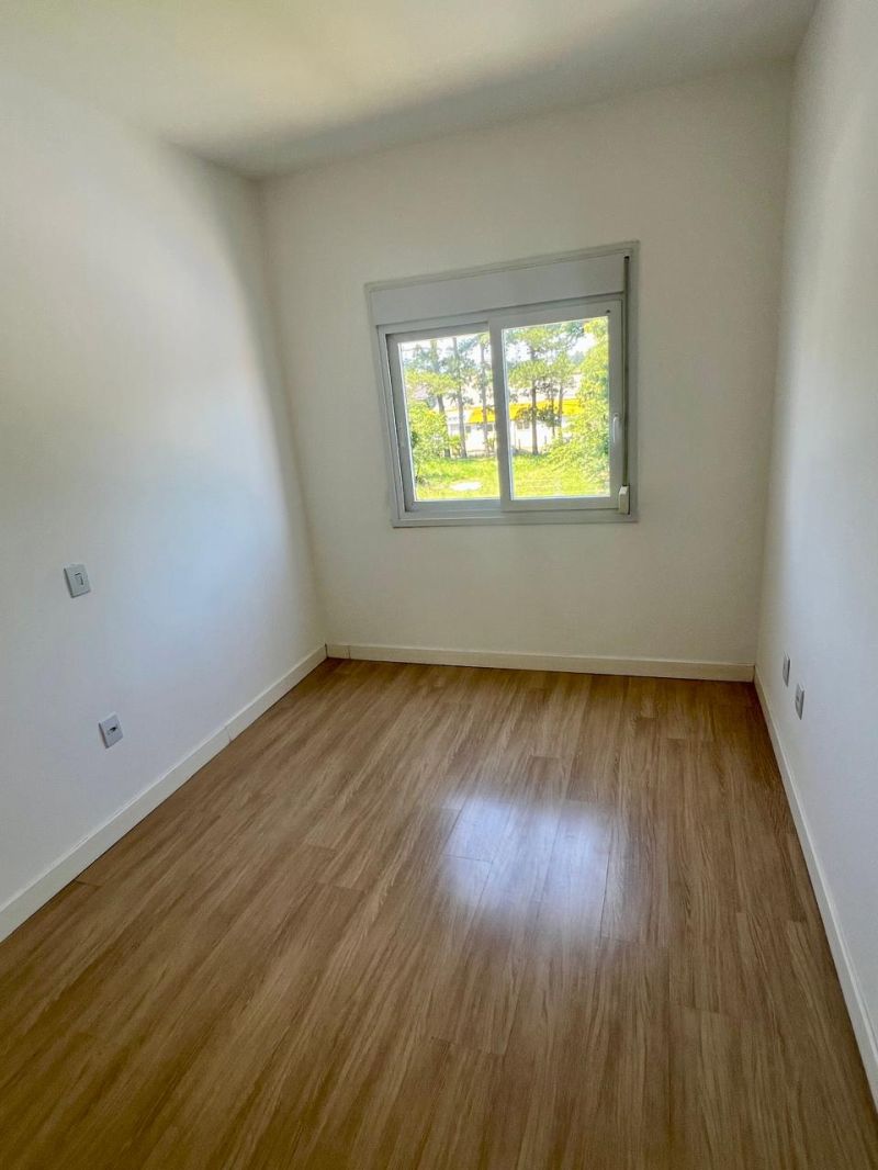 SOBRADO 3 quartos no bairro JARDIM DO PRADO em TAQUARA