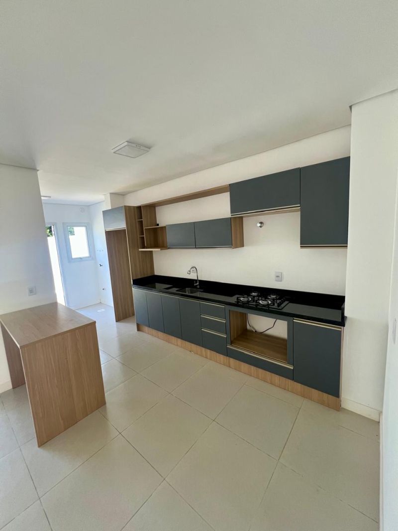 SOBRADO 3 quartos no bairro JARDIM DO PRADO em TAQUARA