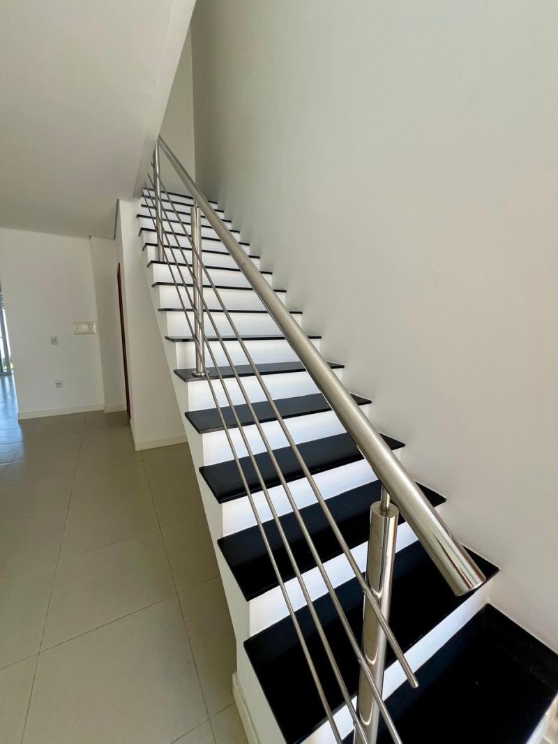 SOBRADO 3 quartos no bairro JARDIM DO PRADO em TAQUARA