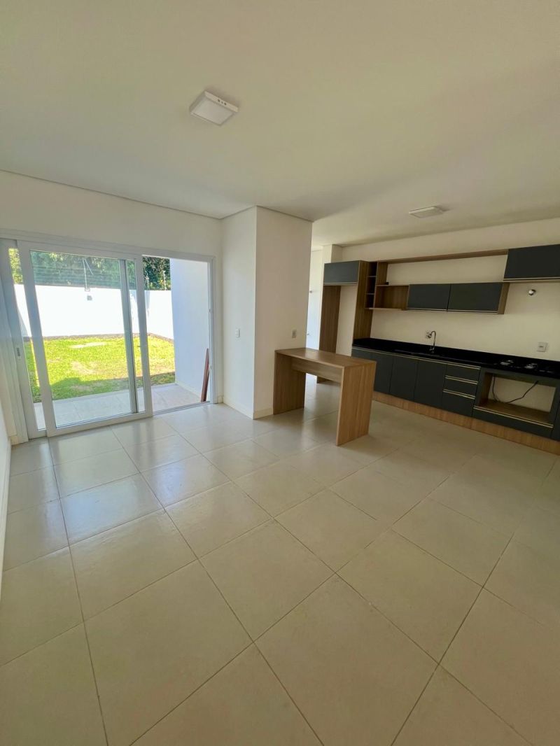 SOBRADO 3 quartos no bairro JARDIM DO PRADO em TAQUARA