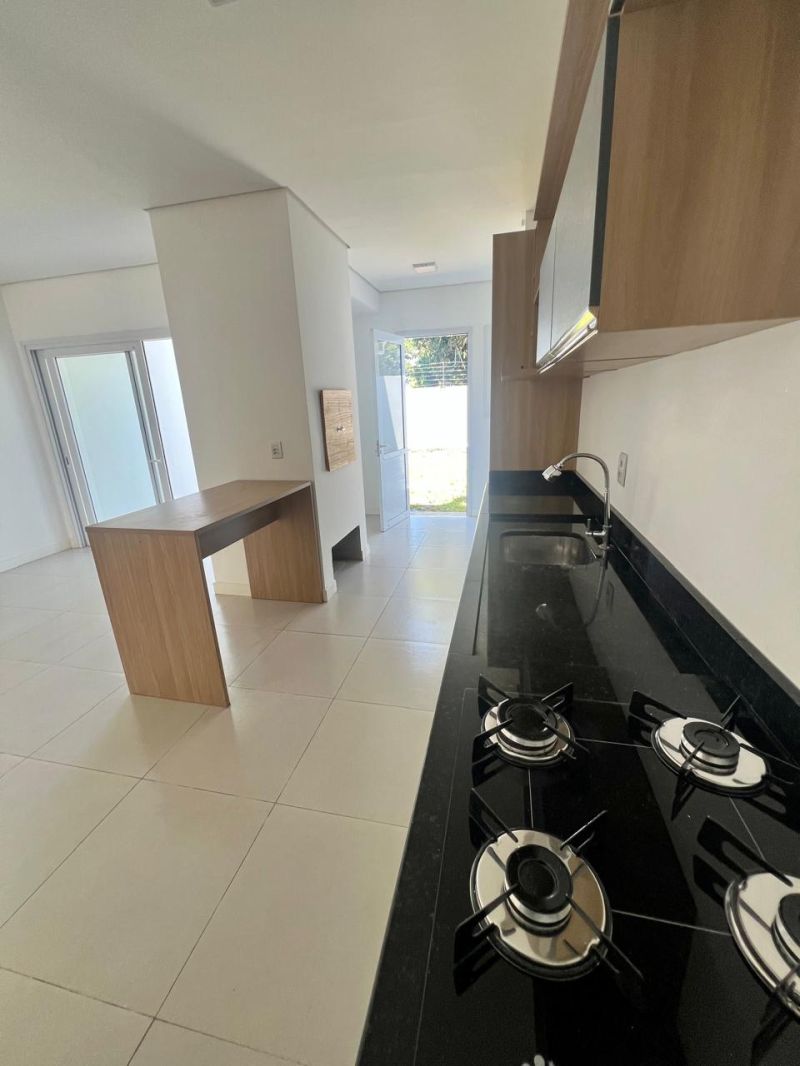 SOBRADO 3 quartos no bairro JARDIM DO PRADO em TAQUARA