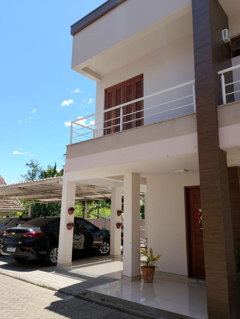 SOBRADO 2 quartos no bairro SANTA ROSA em TAQUARA