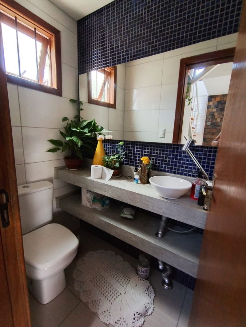 SOBRADO 2 quartos no bairro SANTA ROSA em TAQUARA