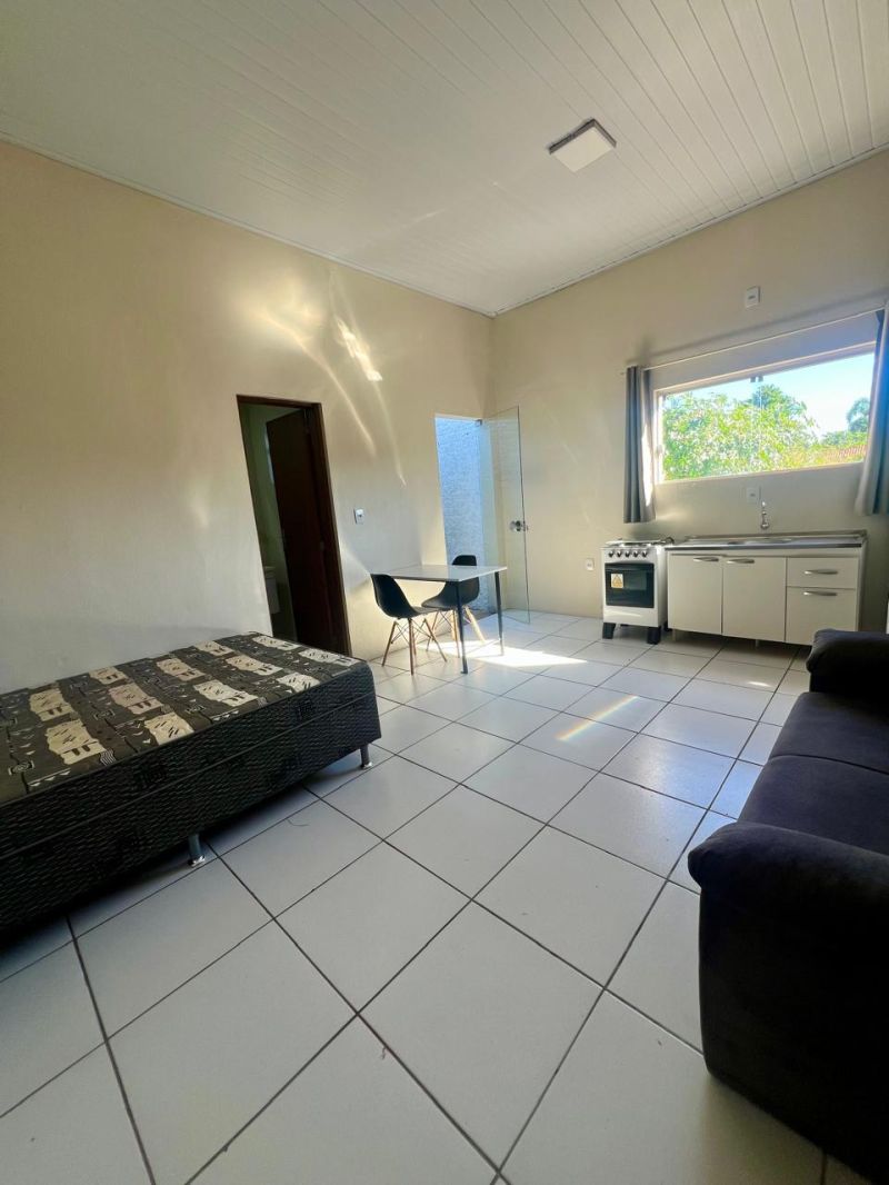 KIT / JK 1 quarto no bairro JARDIM DO PRADO em TAQUARA