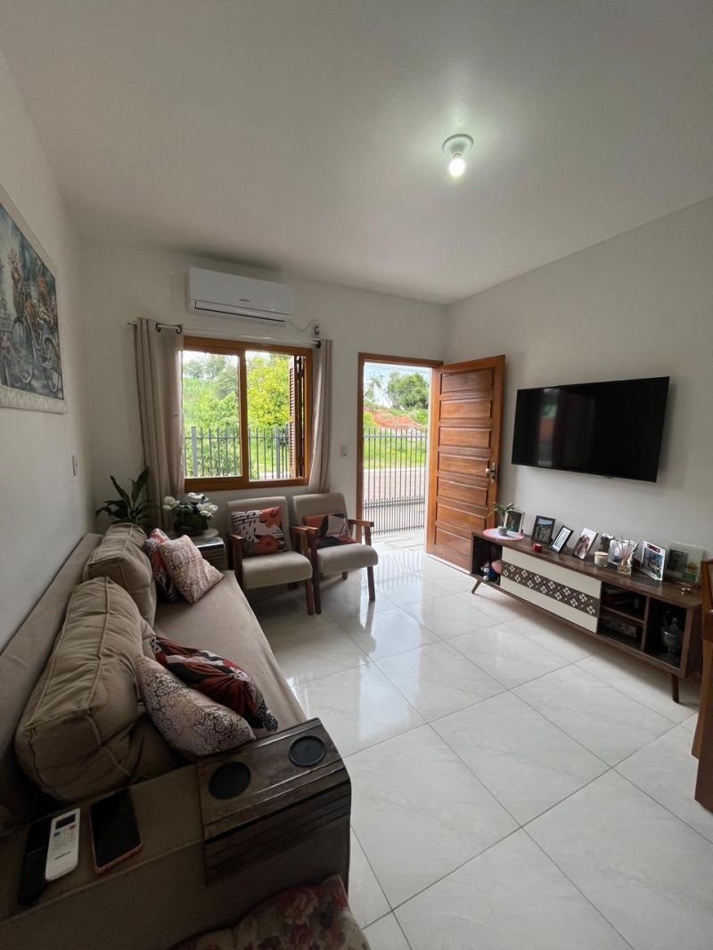 CASA 2 quartos no bairro CRUZEIRO DO SUL em TAQUARA