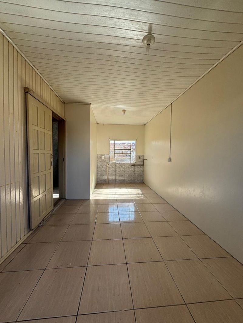 CASA 2 quartos no bairro MORRO DO LEONCIO em TAQUARA
