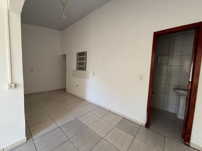 CASA 1 quarto no bairro CENTRO em TAQUARA