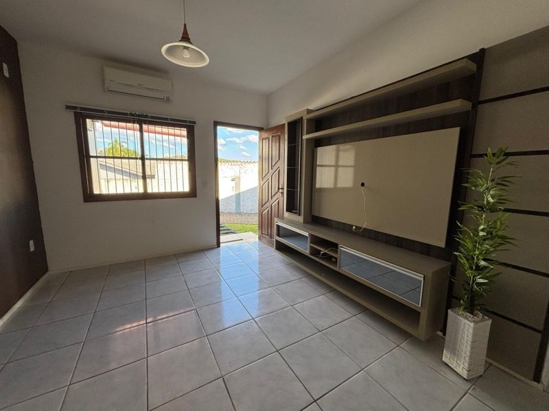 CASA 2 quartos no bairro CENTRO em PAROBE