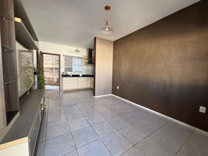 CASA 2 quartos no bairro CENTRO em PAROBE