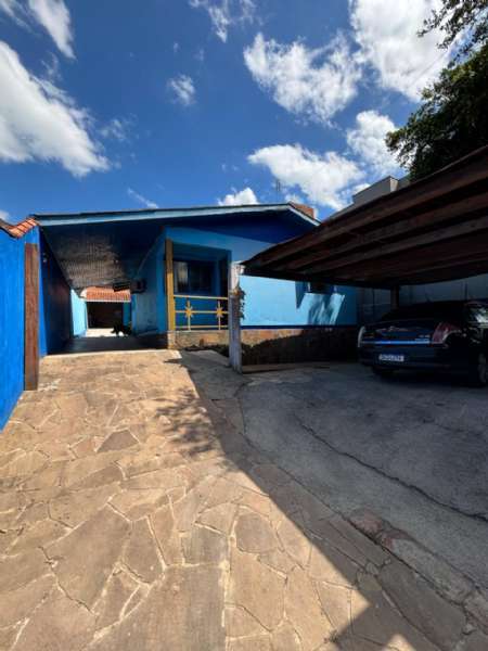 CASA DE ALVENARIA 2D no bairro Petrópolis em Taquara