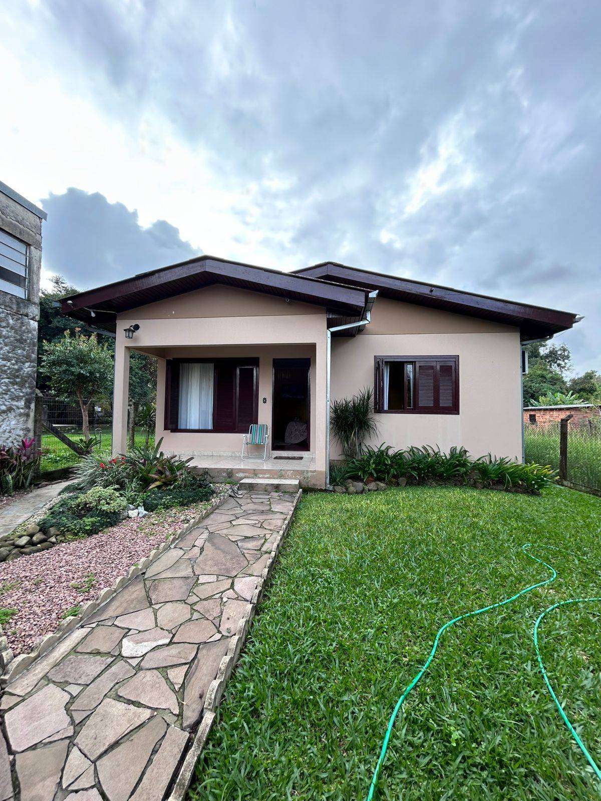 CASA MISTA 3D no bairro Santa Rosa em Taquara