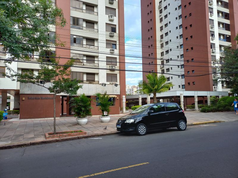 Apto 3 Quartos e  1 Suíte no bairro JARDIM LINDOIA em PORTO ALEGRE