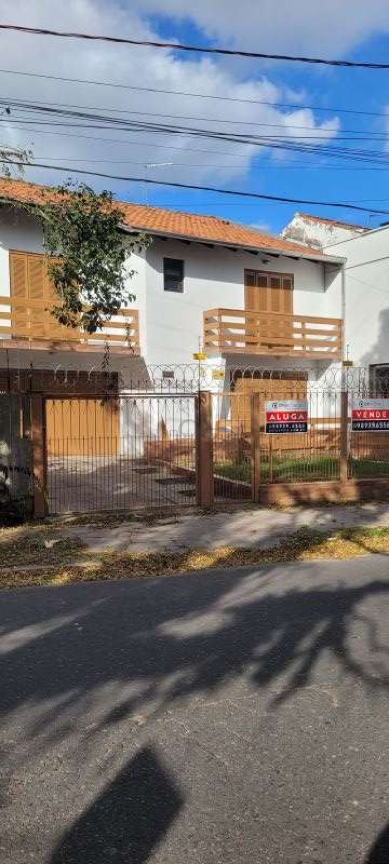 Casa 3 quartos  no bairro JARDIM LINDOIA em PORTO ALEGRE - AMCaRrdoso Imóveis