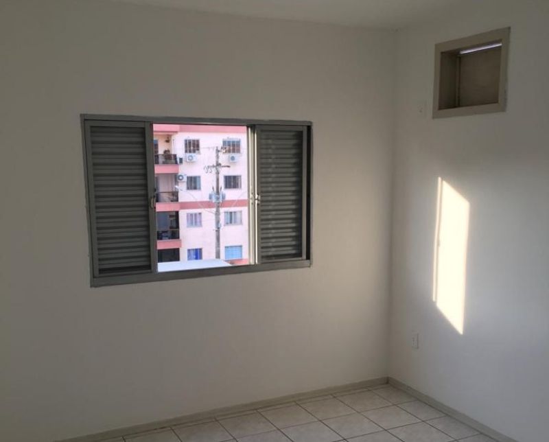 Apto no bairro VILA CACHOEIRINHA em CACHOEIRINHA