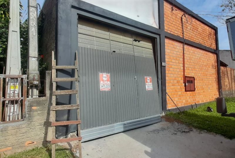 Pavilho no bairro PARQUE GRANJA ESPERANCA em CACHOEIRINHA
