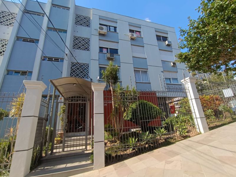 Apto no bairro SAO JOAO em PORTO ALEGRE