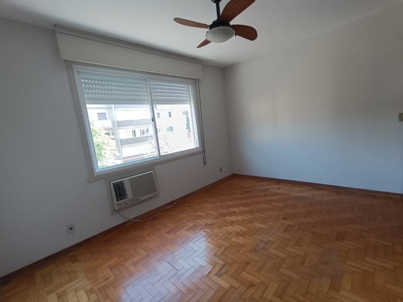 Apto no bairro SAO JOAO em PORTO ALEGRE