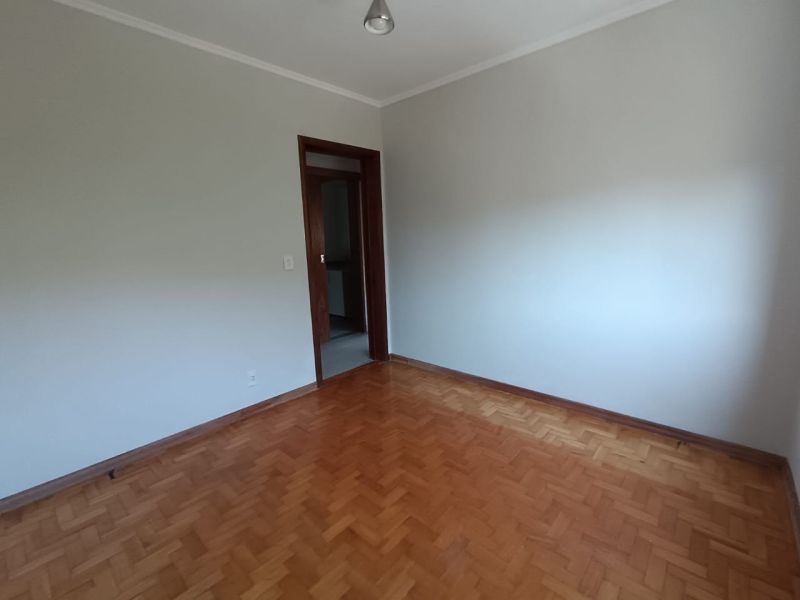 Apto no bairro SAO JOAO em PORTO ALEGRE