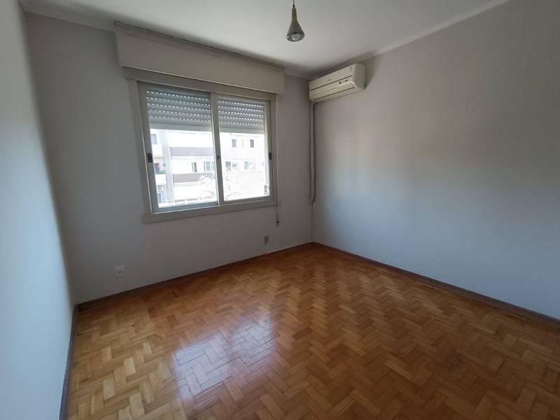 Apto no bairro SAO JOAO em PORTO ALEGRE