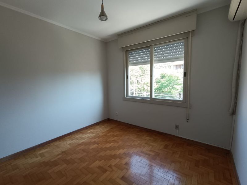 Apto no bairro SAO JOAO em PORTO ALEGRE