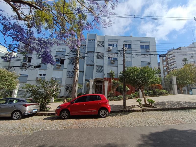 Apto no bairro SAO JOAO em PORTO ALEGRE