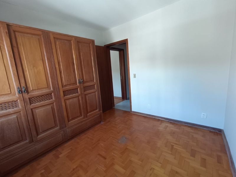 Apto no bairro SAO JOAO em PORTO ALEGRE