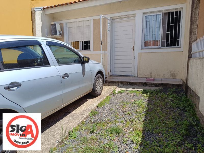 CASA 2D no bairro Chácara Das Ro... em Cachoeirinha