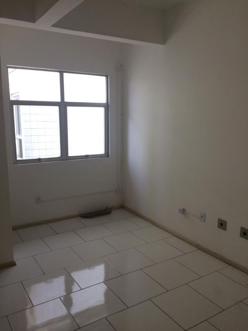 Sala no bairro VILA CACHOEIRINHA em CACHOEIRINHA