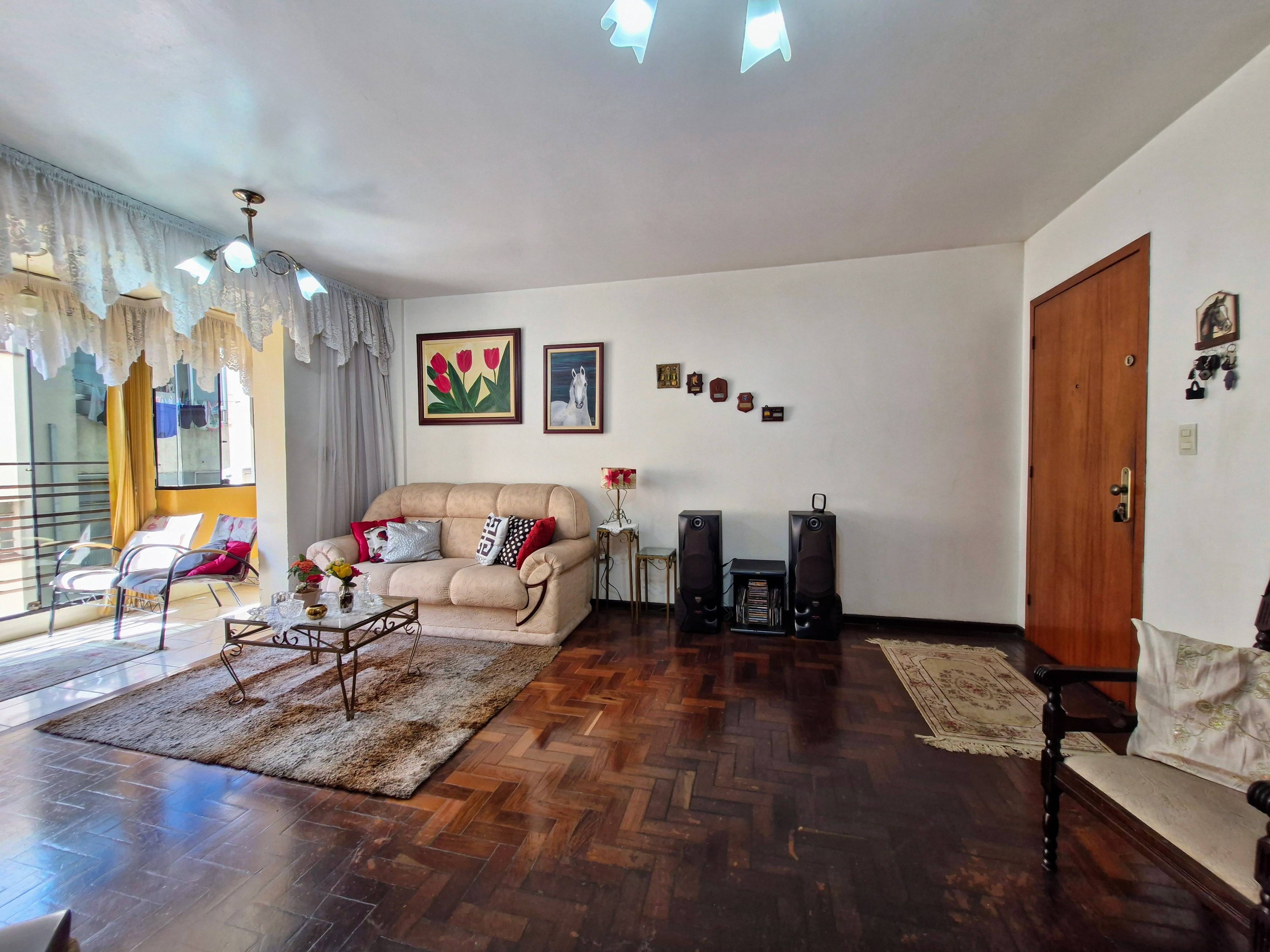 APARTAMENTO no bairro CENTRO em SANTA MARIA